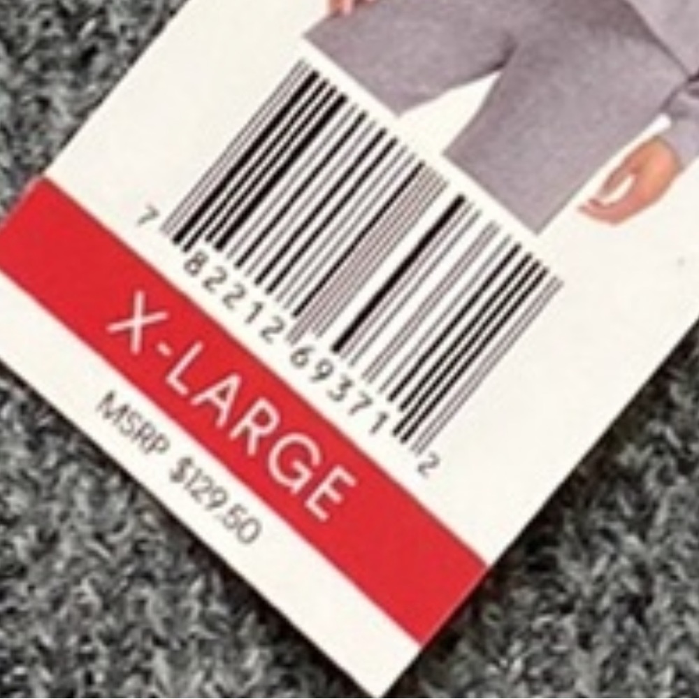 NWT: DKNY Ladies Modern Fit Cashmere Blend, Black Sweater; XL - Picture 5 of 5